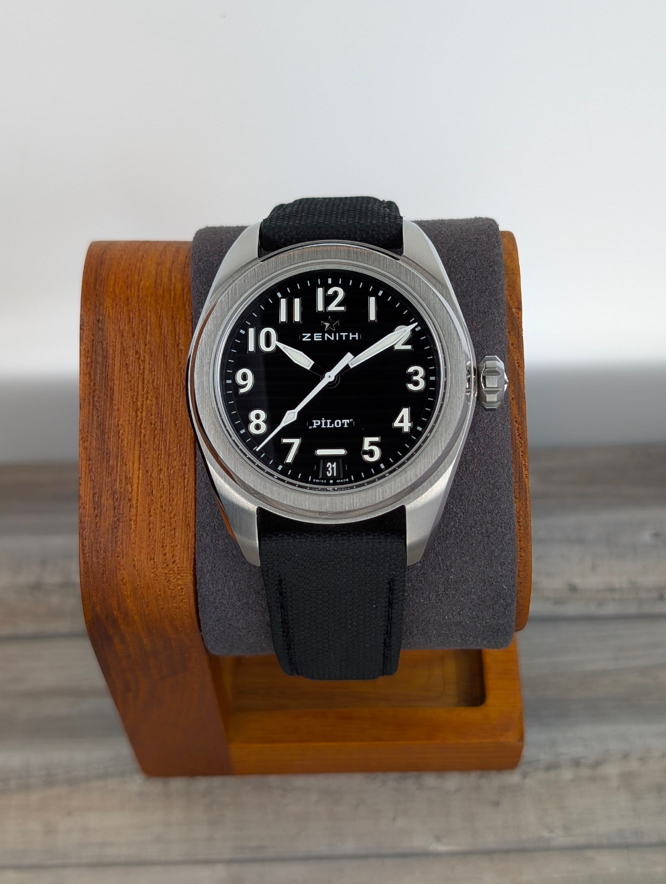 Shop Zenith watches